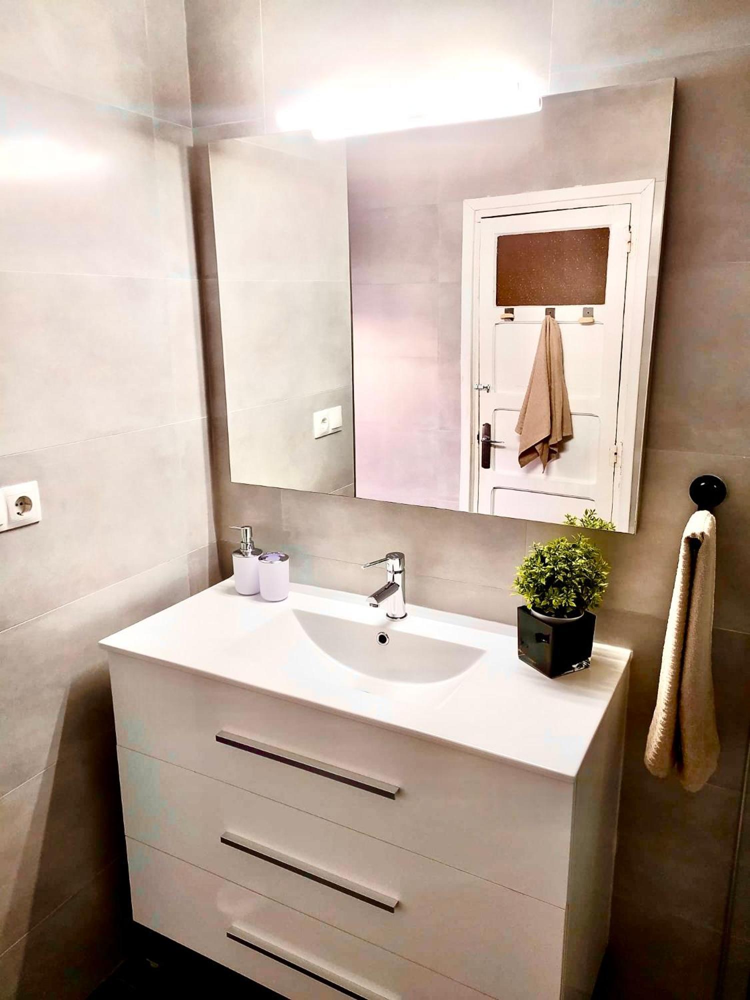 Amplio Apartamento Con Dos Patios Gijón Buitenkant foto
