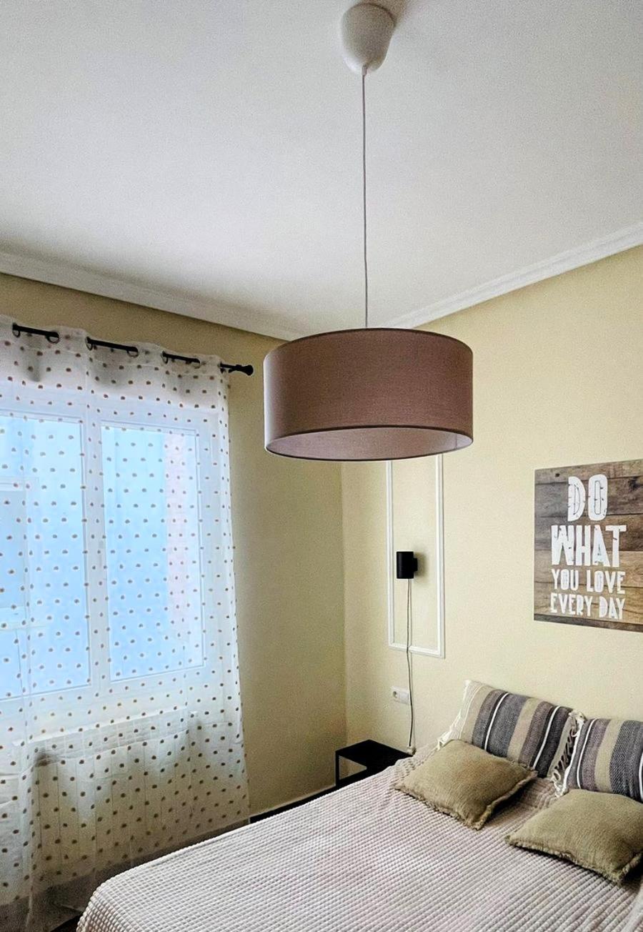 Amplio Apartamento Con Dos Patios Gijón Buitenkant foto
